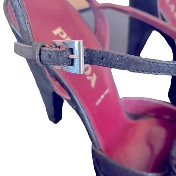 PRADA heels - Picture 6 of 8